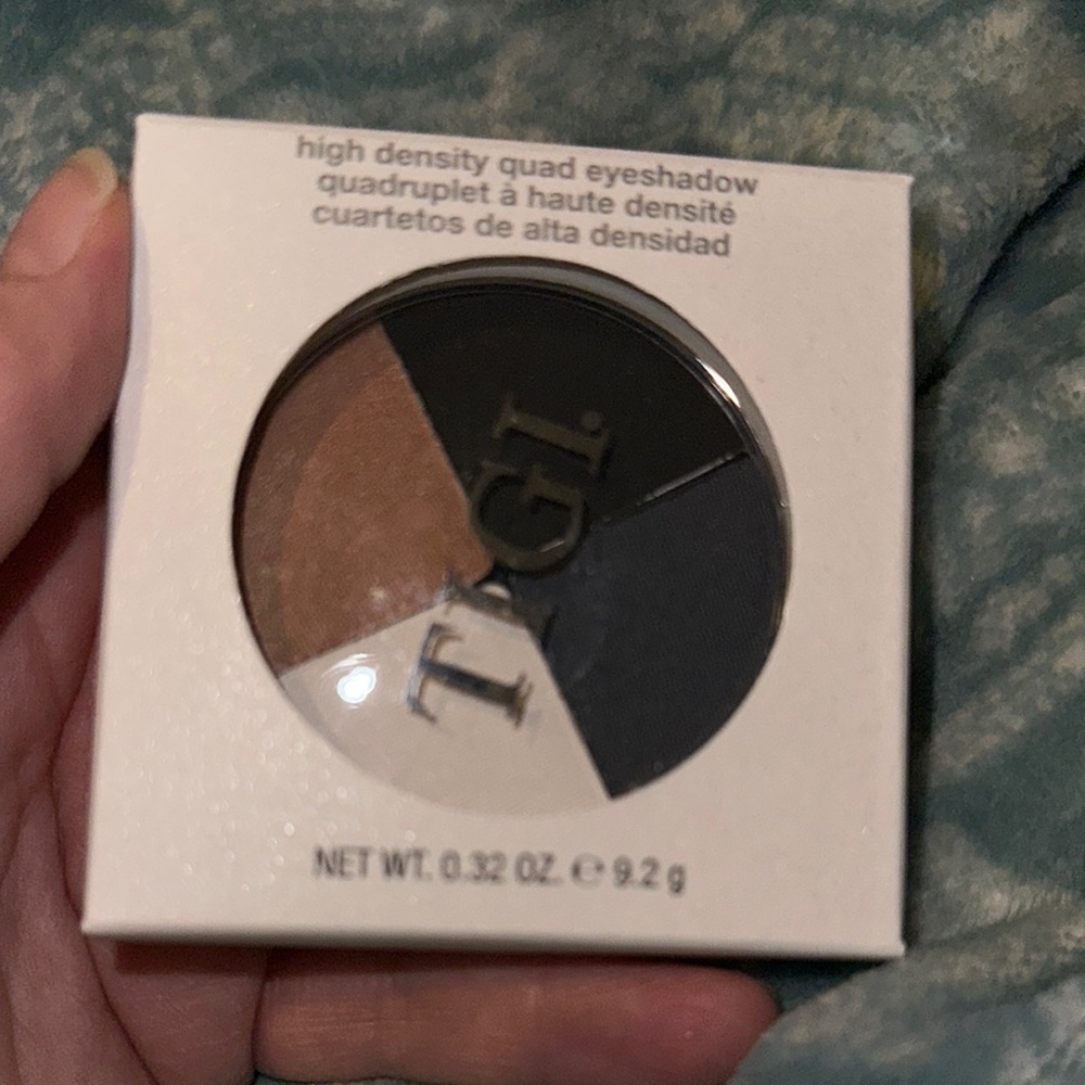 TIGI High Density Quad Eyeshadow - Black and Brown